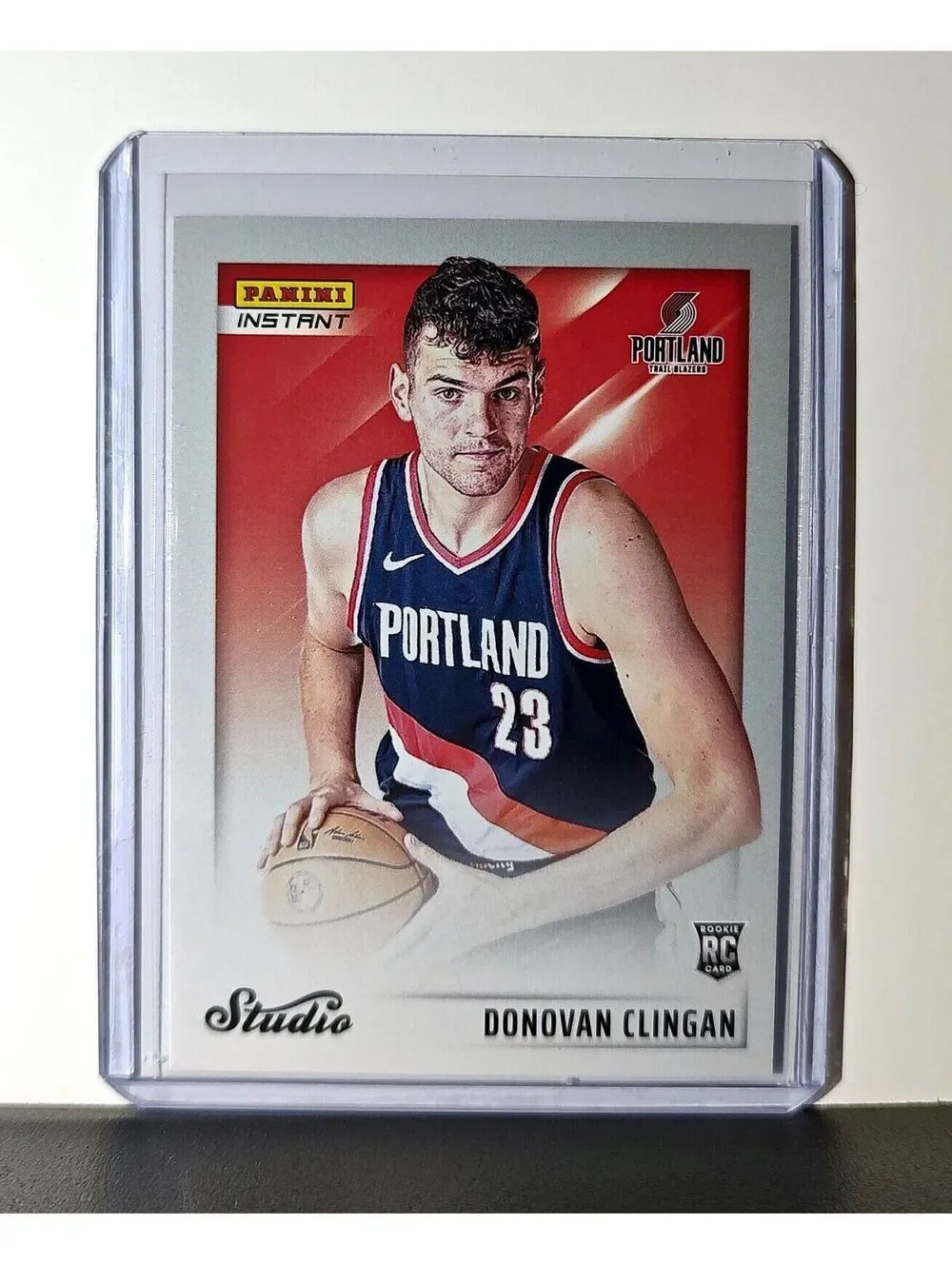 Donovan Clingan 2024-25 Panini Studio #27 Rookie Card Trail Blazers 1/275